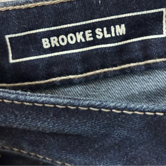 NEW Ricki's R/evolution Dark Wash Brooke Slim Jeans Denim Mid Rise Size 29 - Picture 12 of 16